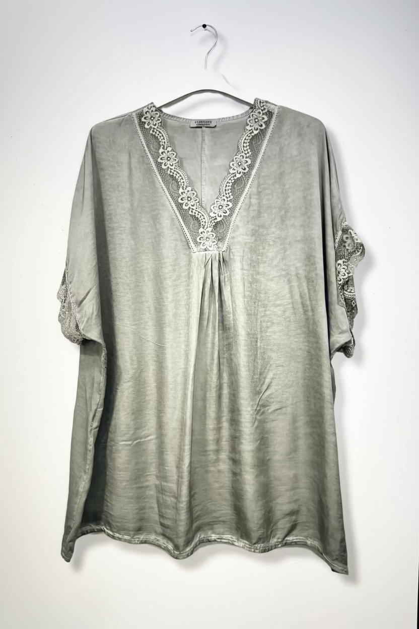 Blouse satin grande taille